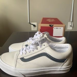 Vans Tennis Shoes